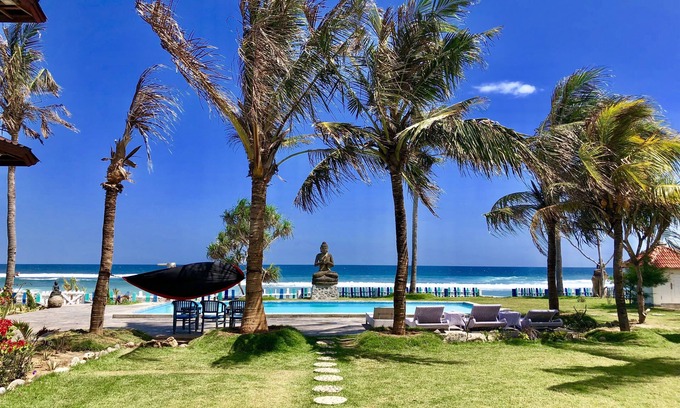 Hu'u Auberge | The Tree House Sumbawa - Hostel