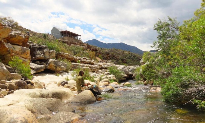 Op-die-Berg Appartement | The Trout Pod