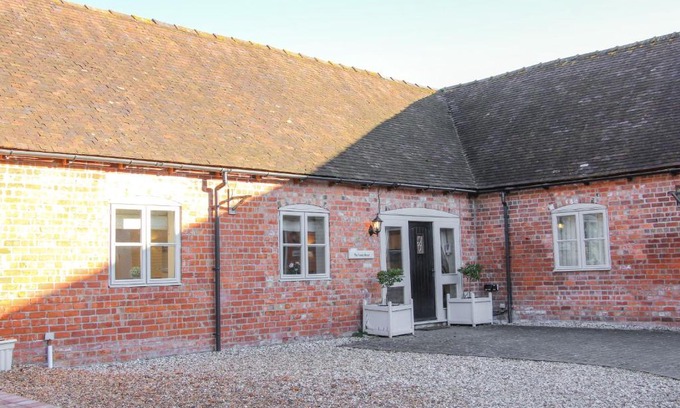 Acton Scott Maison | The Turnip House