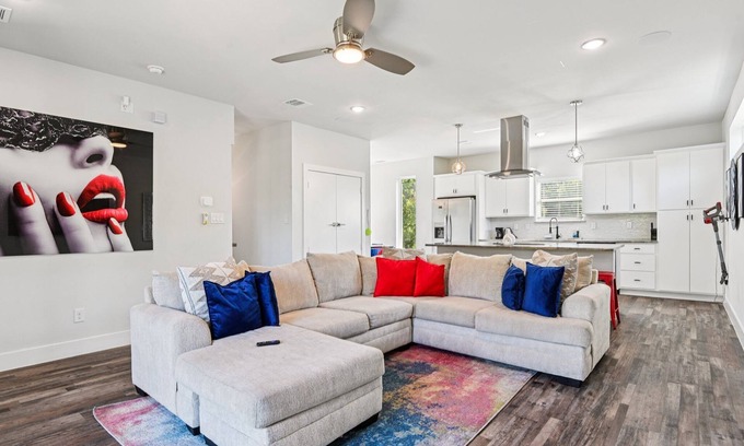 Cedar Crest Appartement | “The Ultimate View: Skyline Luxury Retreat in Dallas”