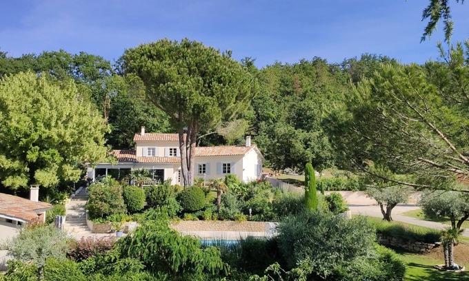 Mours-Saint-Eusebe Villa | La Villa Moursoise 4 Etoiles