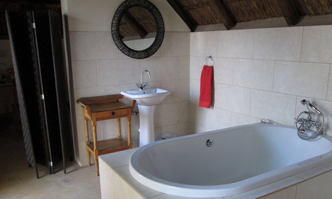 Modimolle Cottage | La chambre haute à l'intérieur de Koro Creek Golf Estate