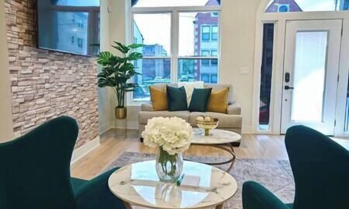 Kenwood Maison | The Urban Manor “Modern luxury style”