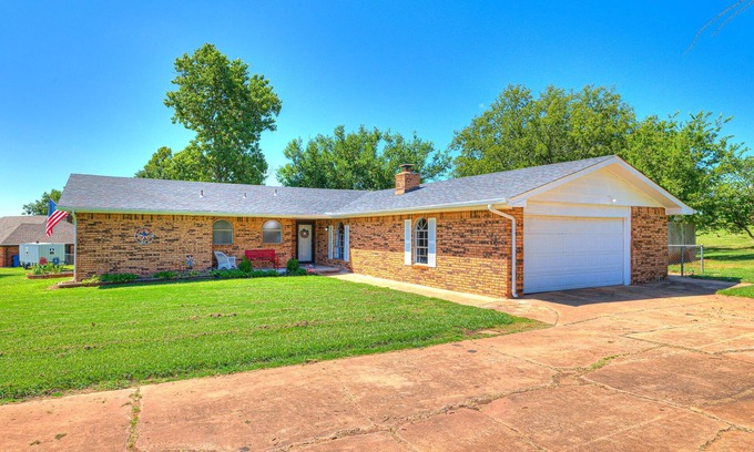 Chandler Maison | The USA Home - in Chandler, OK