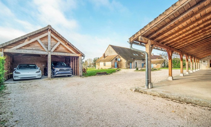 Saint-Germain-du-Plain Maison | The Vagastines