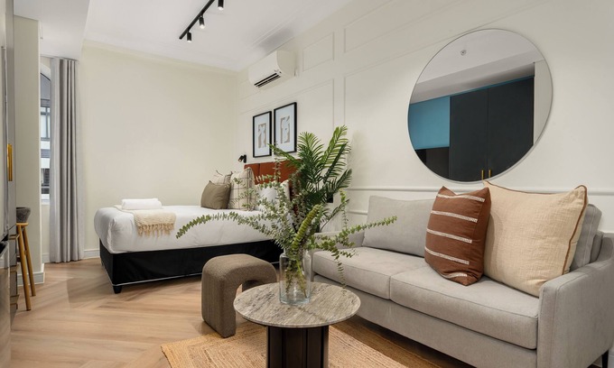 Flora Park Appartement | The Valour Designer Suite | De Waterkant