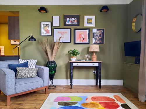 Frome Maison | The Victorian Post House - Central Frome