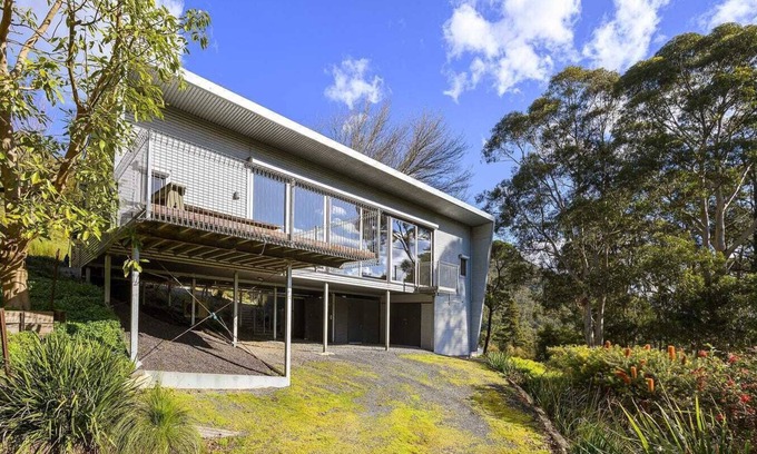 Warburton Maison | The View House | Warburton