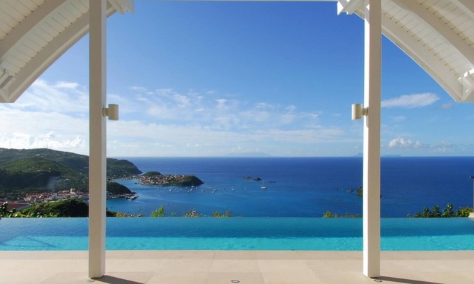 Grande Vigie Villa | Villa chic et moderne avec une vue incroyable, piscine chauffée, jacuzzi, salle de fitness
