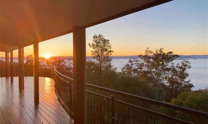 Lithgow City Council Maison | The View @ Ulandi - Jenolan Caves & Blue Mountains