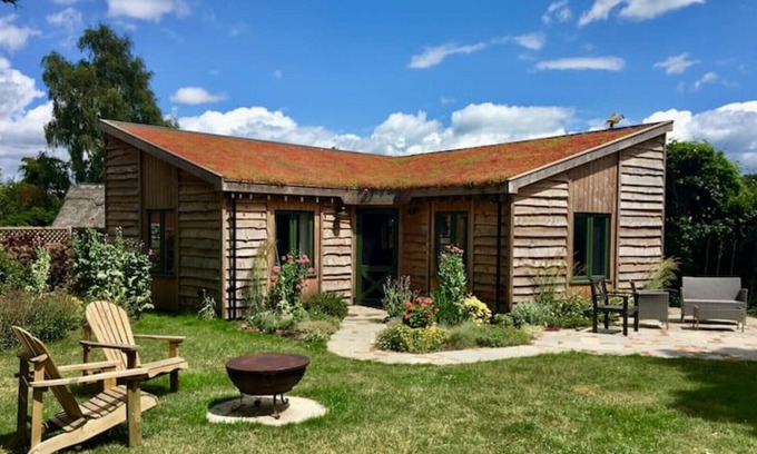 Walberswick Cabine | The Viking Hutte - Boutique Scandi getaway 5 minutes from the sea