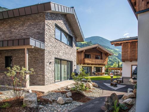 Wald im Pinzgau Maison | The village - chalet stone house