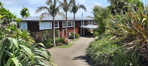 Waiheke Island Maison | The Waiheke Lodge