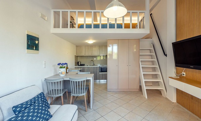 Heraklion Maison | The Walls Apartments | 1