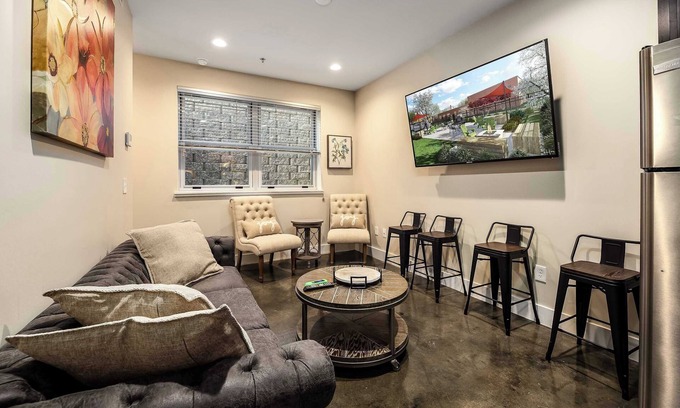 Roanoke Appartement | The West End Flats Downtown Free Parking ⛰️