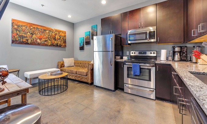 Roanoke Appartement | The West End Flats Su