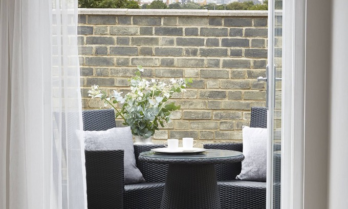 Stratford and New Town Hôtel | The Westbridge Hotel