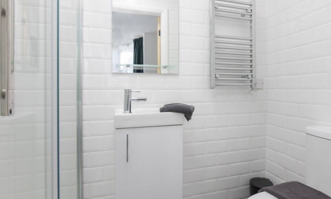 Blackpool Town Center Appartement | The Western Room 4-Room Only-Sleeps 5