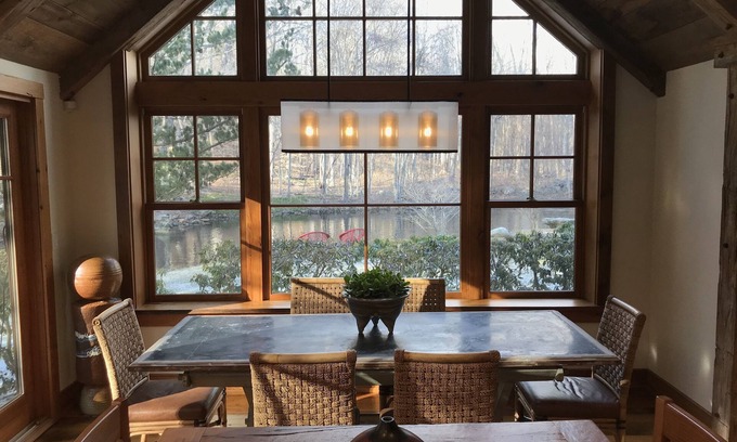 Weston Maison | The Weston River House à 1 h de New York Conçu par le célèbre artisan Michael Greenberg