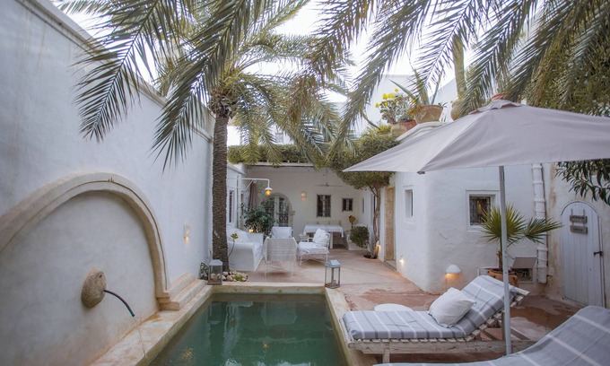 Erriadh Villa | La Maison Blanche
