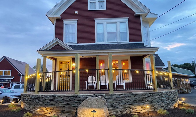 Lincoln Hôtel | The Whitetail and Suites