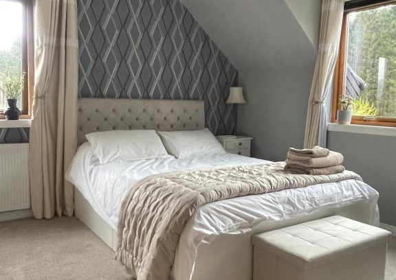 Farr Maison | The Willows
