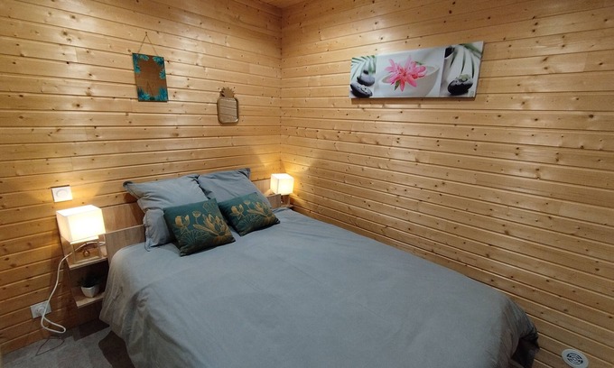 Saint-Julien-sur-Cher Chalet De Ski | Le Nid en Bois