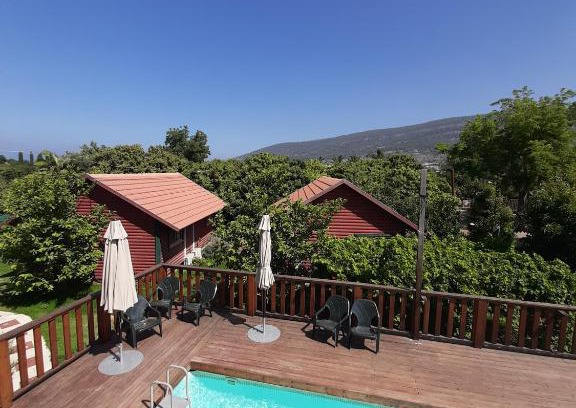 Betzet Cabine | The Wooden Rose Cabins