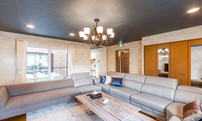 Kita Ward Maison | The Worldwide House