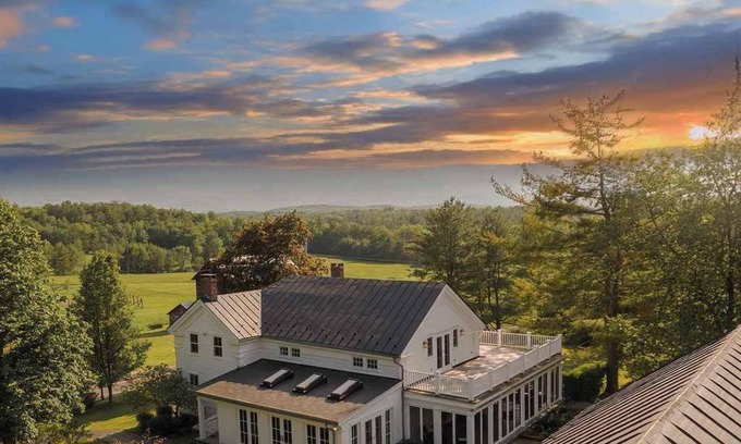East Durham Maison | The Wright House - Elegant Country Escape