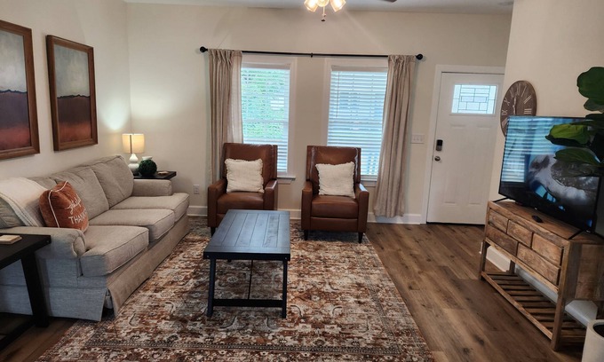 Thomasville Maison | The Wright Place located in Downtown Thomasville