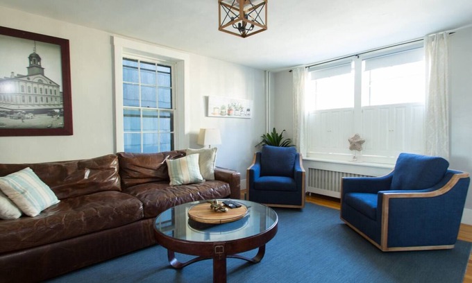 Marblehead Appartement | The Yachtsman Suite – Classic Coastal Style in the Heart of Old Town Marblehead