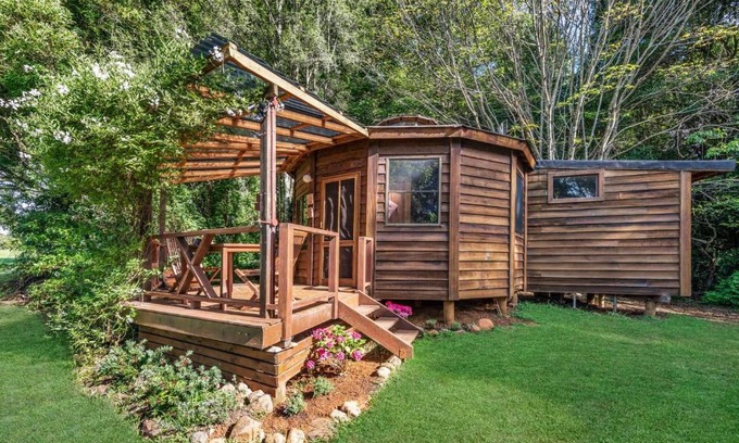 Bellawongarah Maison | The Yurt at Lothlorien