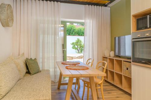 Ouranoupoli Maison | theopisti home
