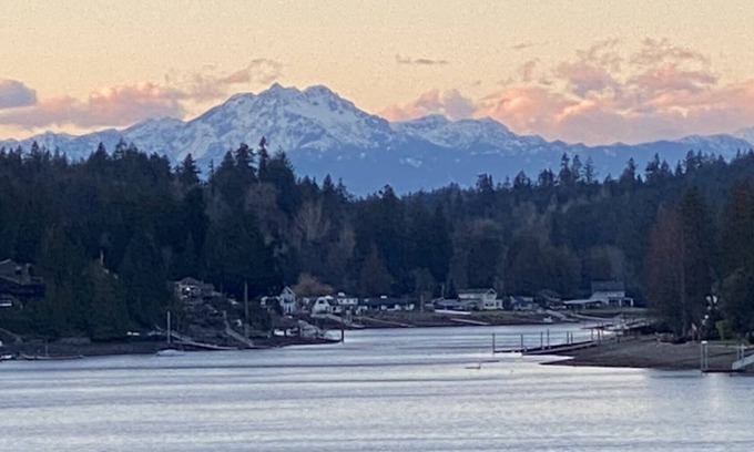 Gig Harbor Maison | Bord de l'eau thérapeutique - plage et quai, 3BD, sans frais de nettoyage