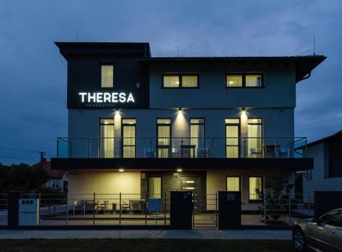 Kiskunmajsa Maison | Theresa Vendégház