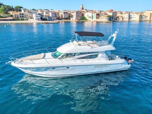 La Condamine Location De Bateaux | TheRock