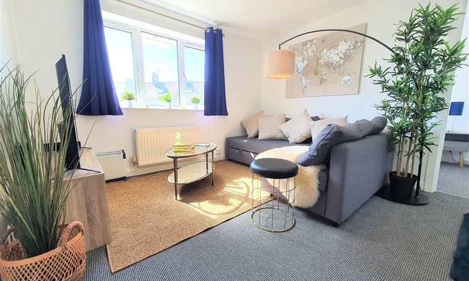 Cathays Maison | Thesiger 4 (3 beds)