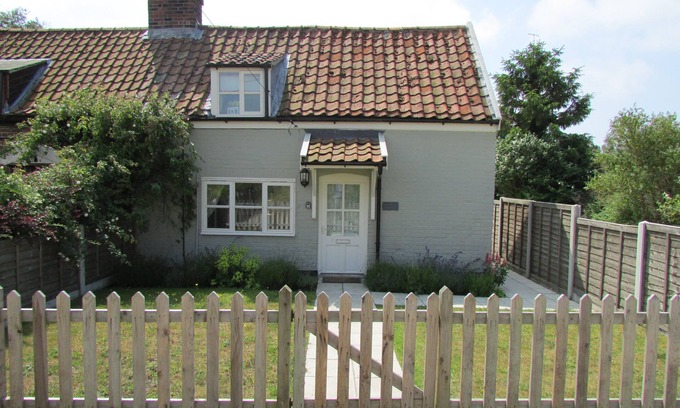 Knodishall Cottage | Cottage d'époque 2 chambres avec wifi, jardin et parking - 3 couchages