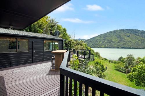 Havelock Maison | Thirsty Weta Belvue - Havelock Holiday Home
