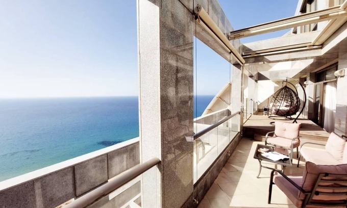 Netanya Appartement | This apartment is a 1 bedroom(s), 1.5 bathrooms, located in Netanya, Center District.