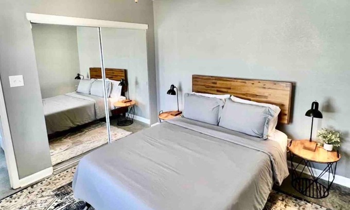 Marion Appartement | This apartment is a 2 bedroom(s), 2 bathrooms, located in Marion, IN.