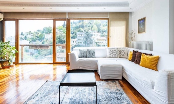 Bebek Appartement | This apartment is a 2 bedroom(s), 1 bathrooms, located in Beşiktaş, İstanbul.