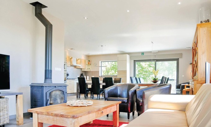 Noiseux Maison | 5 chambres hébergement à Somme-Leuze