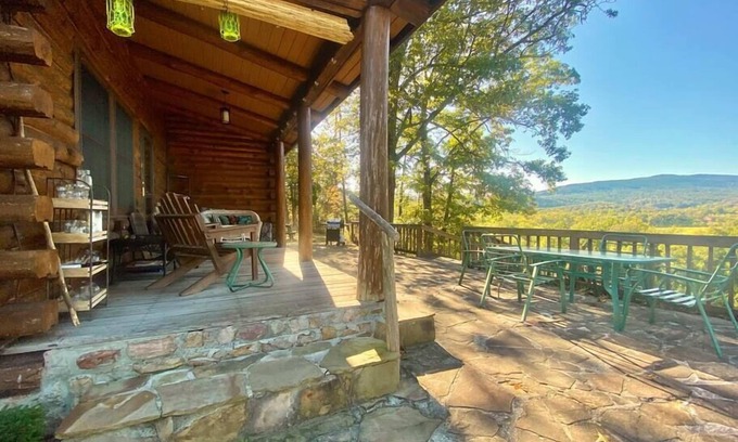Paw Paw Cabine | Flying E-Privacy with River Views