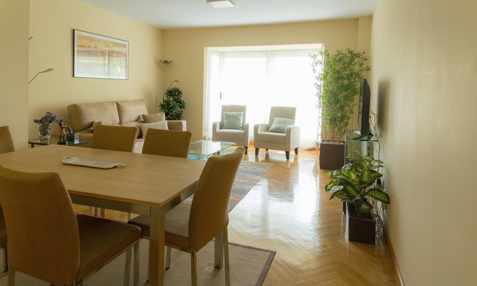 Hortaleza Appartement | This cozy 100 sq. meter apartment offers you high-end quality and comfort