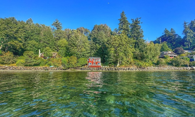 South Colby Maison | This house is a 2 bedroom(s), 1 bathrooms, located in Vashon, WA.