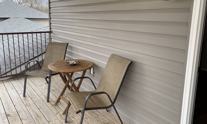 Poteau Appartement | This is a senior complex close to town
