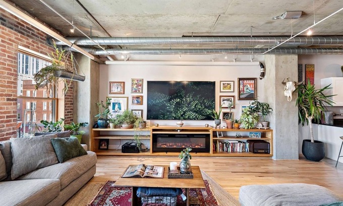 Addison Copropriété | this modern and sophisticated loft has spectacular city views