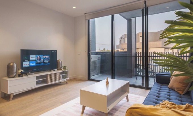 Mordialloc Maison | This townhouse is a 3 bedroom(s), 3 bathrooms, located in Mordialloc, VIC.